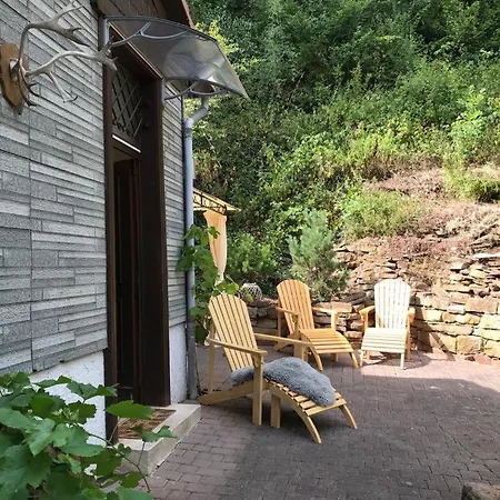 Penzion Ferienhaus Am Wald I Garten I Freisitz I Grill I Whirlpool I Kamin I Feuerschale